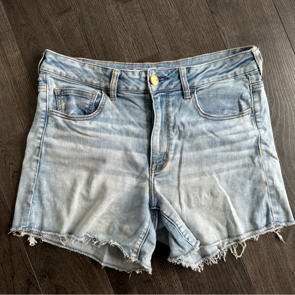 Size 12 AE Super Stretch Denim Shorts - Picture 1 of 2